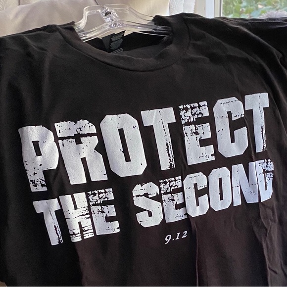 Protect The Second Black Adult Tee~Amazing Quality 100% Cotton NWT Sz S & L - Picture 2 of 6